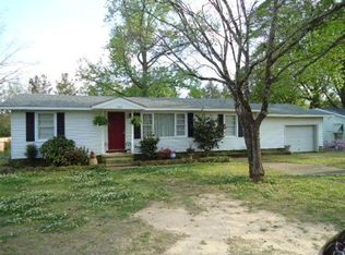 1811 1st Ave, Opelika, AL 36801