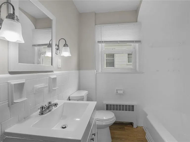 196 Wardlaw Ave — Photo 7