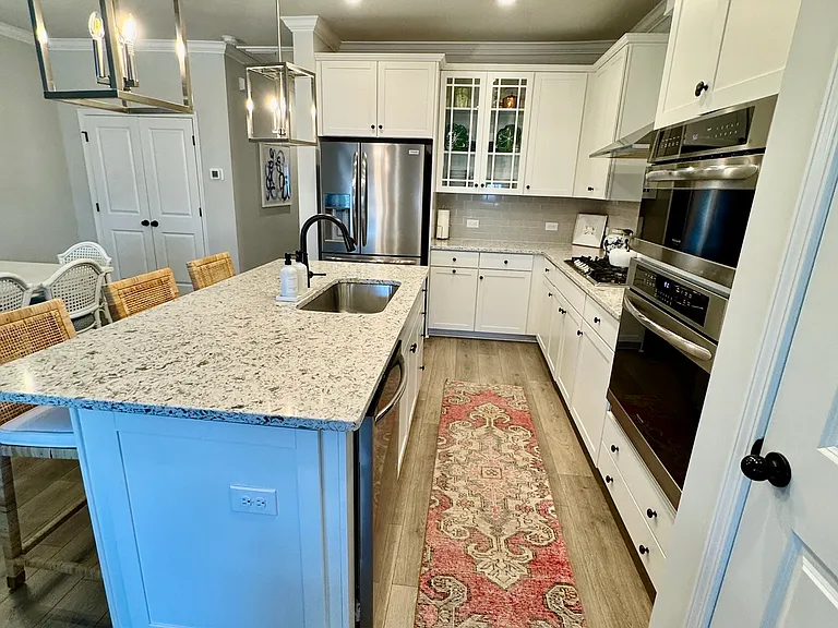 2522 Lydia Ave — Photo 4