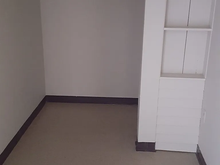 505 Towne Centre Dr #101 — Photo 15