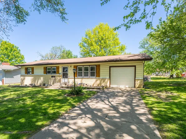 3131 W Crestview Street, Springfield, MO 65807