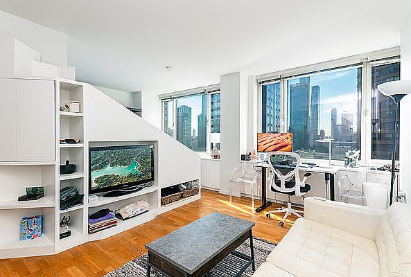 1st image of 635 W 42nd St APT 19J
