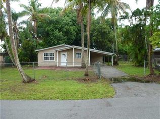 5353 Catts St, Naples, FL 34113