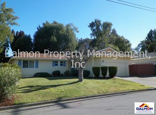 13 Tyler St, Novato, CA 94947