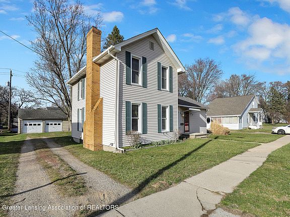 2nd image of 728 W Grand River Ave