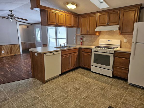 710 Wood Ln #2, Concord, VT 05824