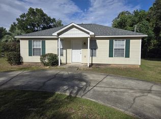 1050 Sable Dr #B, Pensacola, FL 32514