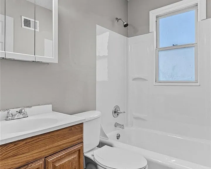 7471 Sharon Dr — Photo 18