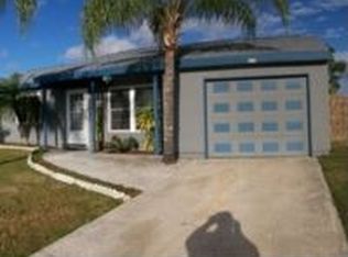 217 SW Kentwood Rd, Port Saint Lucie, FL 34953