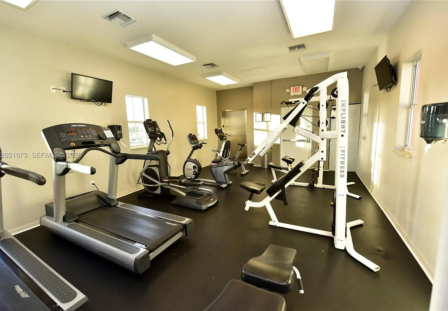 Coronado At Doral I Condo — Photo 3