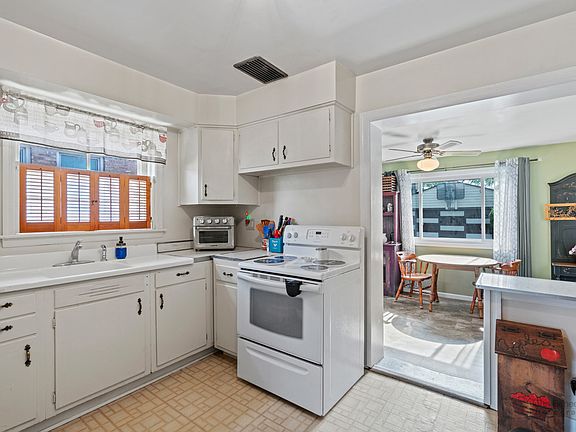 5th image of 8941 Marmora Ave