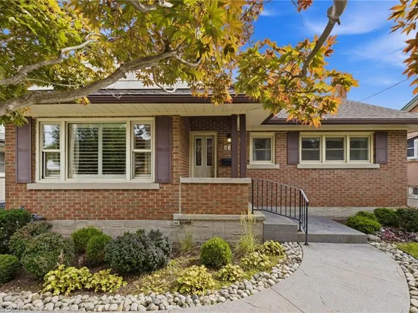 235 Blucher St, Kitchener, ON N2H 5V6