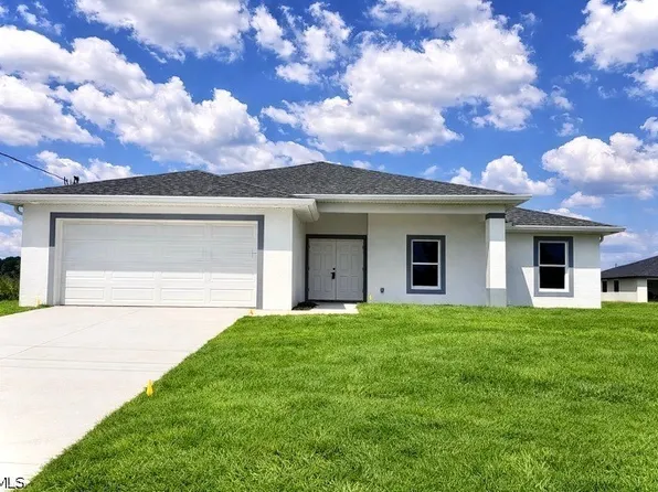 2600 26th St W, Lehigh Acres, FL 33971