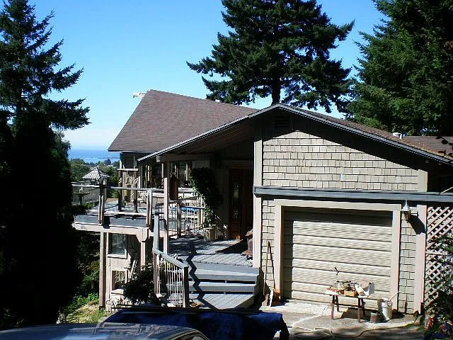 15870 Pelican Bay Dr photo 1