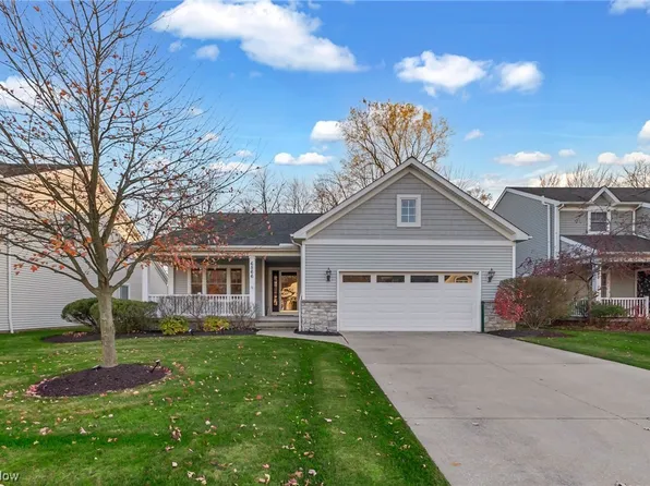 6566 Hidden Woods Trl, Mayfield Heights, OH 44124