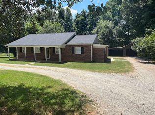 5879 Stanley Huff Rd, Summerfield, NC 27358