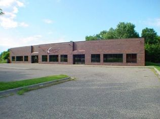 1800 E 121st St, Burnsville, MN 55337