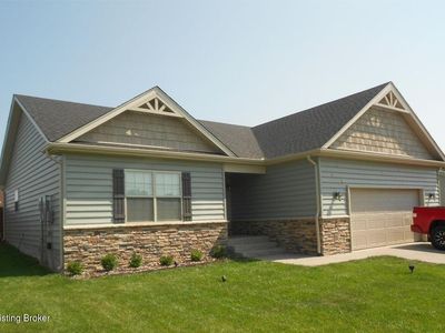 520 Gentry Ln, Mount Washington, KY, 40047