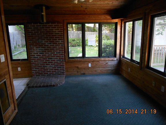 5th image of 197 Jefferson Ave