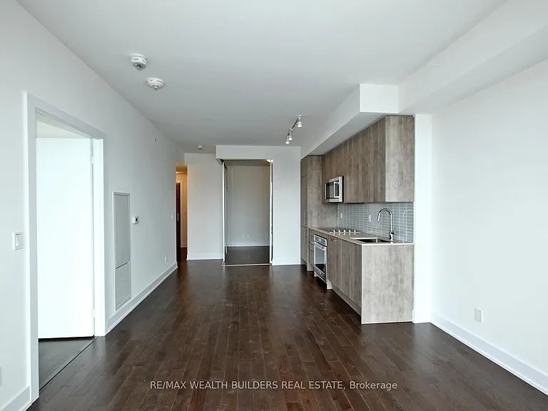 181 Bedford Rd #808 — Photo 6
