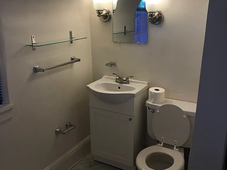3423 Whitfield Ave #D — Photo 11