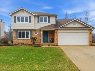 1380 S Hidden Creek Dr, Saline, MI 48176