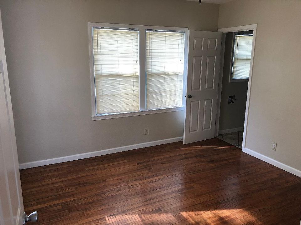 2nd image of 104 N Calaveras St APT 6