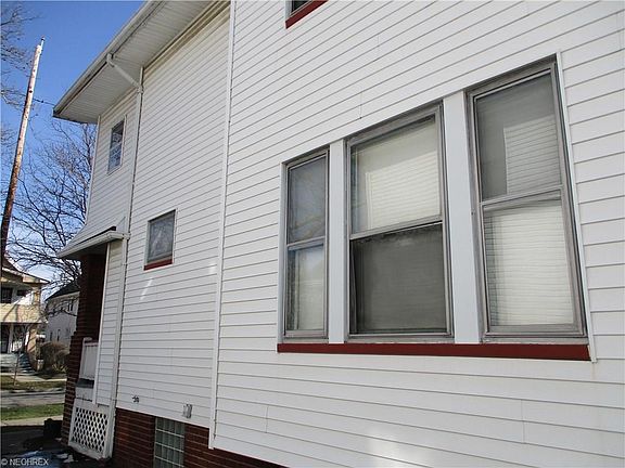 3rd image of 3546 E 154th St