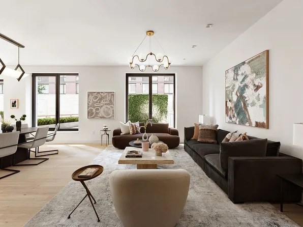 428 W 19th St #Tha, New York, NY 10011