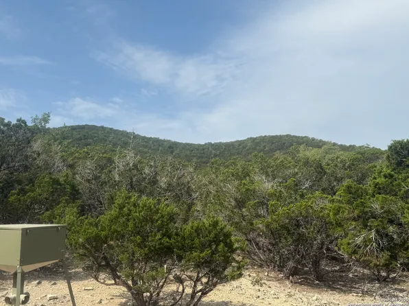 1608 Spring LOT 13, Pipe Creek, TX 78063