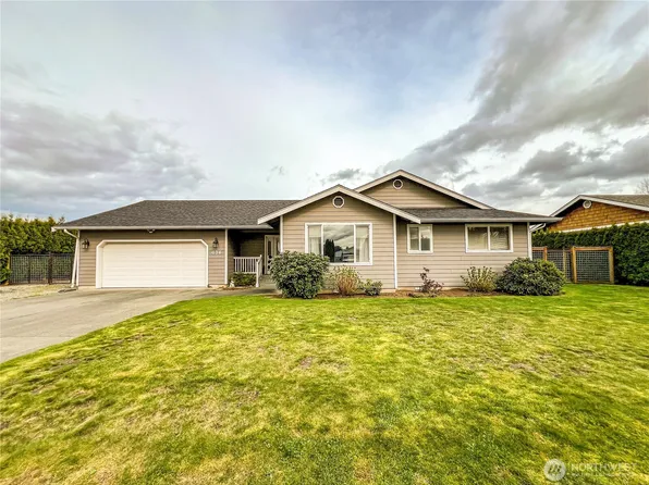 636 Dahlia St., Lynden, WA 98264