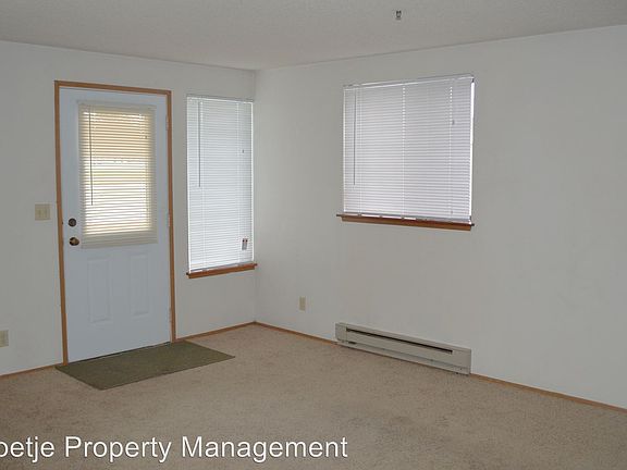 4th image of 726 E Whidbey Ave APT 104