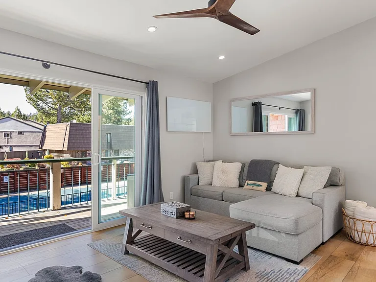 7610 N Lake Blvd #30 — Photo 15
