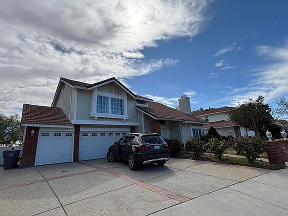 3rd image of 39734 Dover Dr