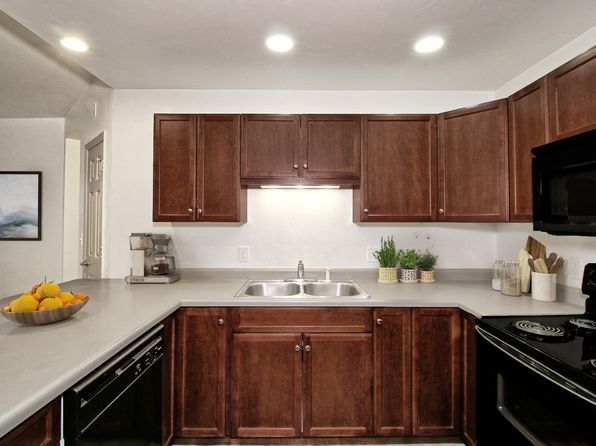 491 28 1/4 Rd APT 1101