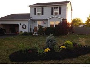 6114 Old Beattie Rd, Lockport, NY 14094