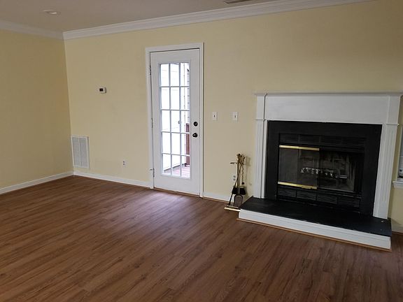 2nd image of 4118 Bush Lake Dr