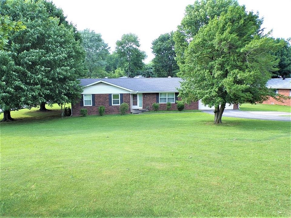 1st image of 7 Valley Dr