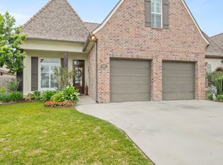 405 Habitat Ridge Rd, Broussard, LA 70518