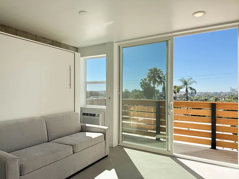 1520 Tyler House — Photo 44