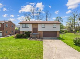 275 Doolin Dr, Williamstown, WV