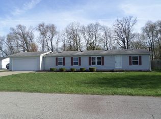 30764 Oak Springs Dr, Granger, IN 46530