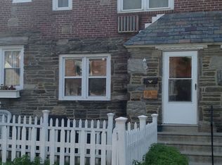 262 S Bayberry Ln, Upper Darby, PA 19082