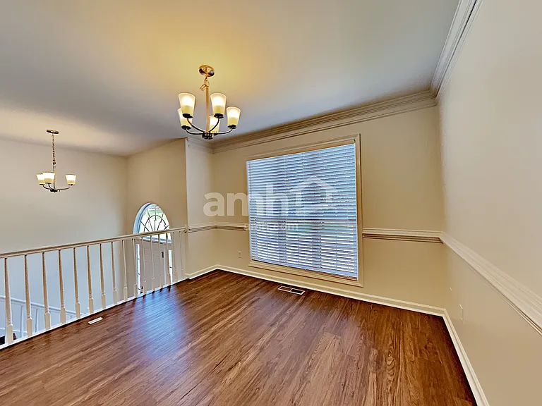 80 Lloyd Dr — Photo 6