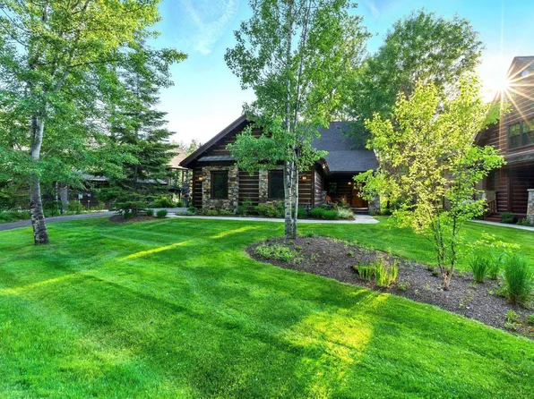 52 Waterdance Way, Sandpoint, ID 83864