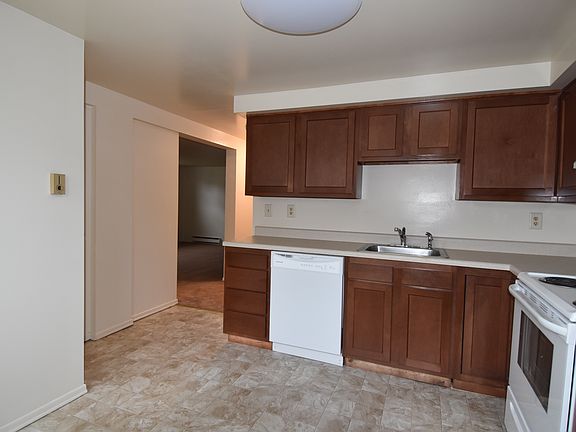 2nd image of 425 Ontario Street # Fl Ground