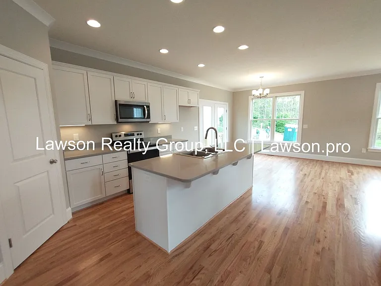 3602 Colonial Green Cir SW — Photo 4