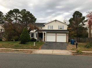4618 Fillingame Dr, Chantilly, VA 20151