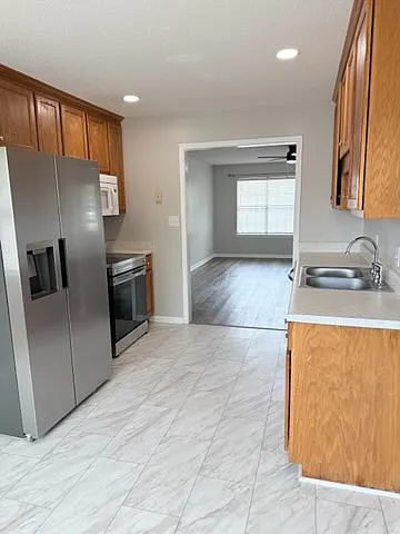265 Katelyn Cir — Photo 3
