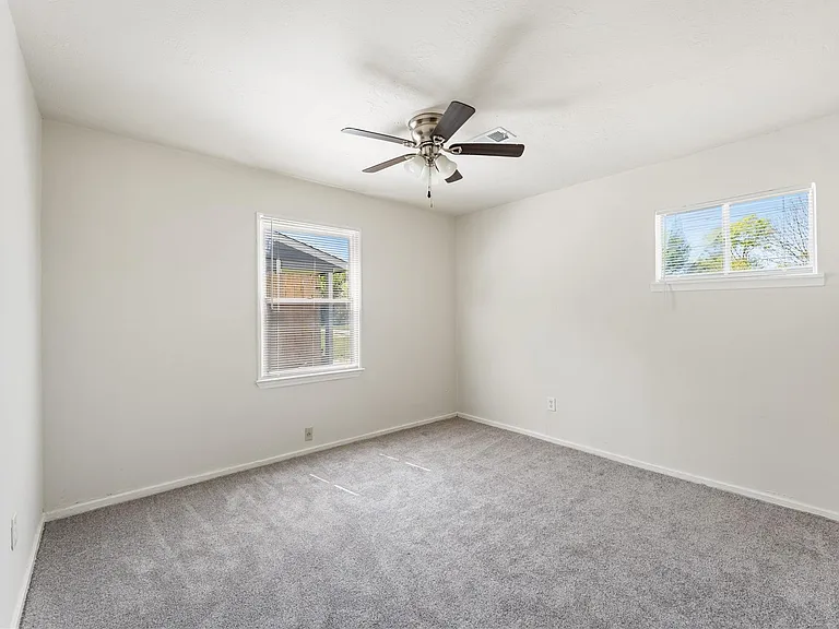 7725 Saint Lo Rd — Photo 19